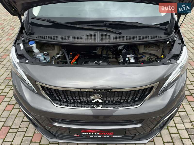 Грузовой фургон Peugeot e-Expert 2024 в Луцке
