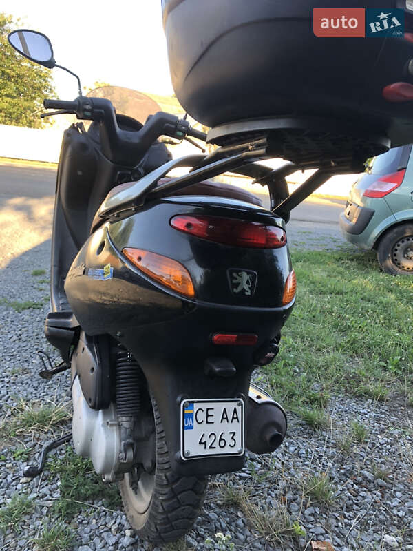 Скутер Peugeot Elyseo 2000 в Хотине