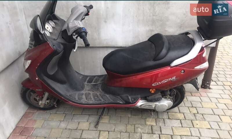 Максі-скутер Peugeot Elystar 2008 в Калуші