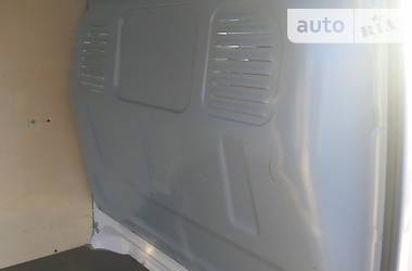 Вантажопасажирський фургон Peugeot Expert 2014 в 