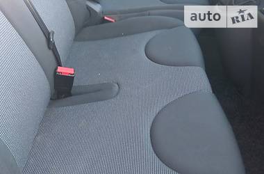 Вантажопасажирський фургон Peugeot Expert 2014 в 