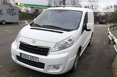 Грузопассажирский фургон Peugeot Expert 2015 в 