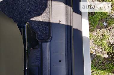 Вантажопасажирський фургон Peugeot Expert 2015 в 