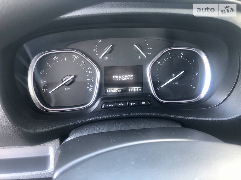 Минивэн Peugeot Expert 2016 в Ровно