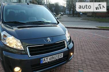 Мінівен Peugeot Expert 2014 в Івано-Франківську