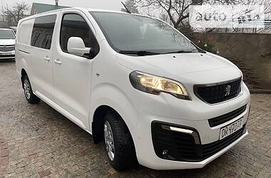 Грузопассажирский фургон Peugeot Expert 2018 в 