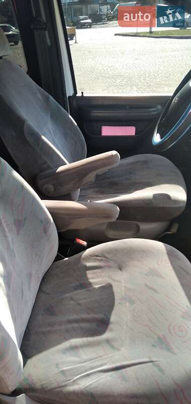 Минивэн Peugeot Expert 2005 в Чорткове