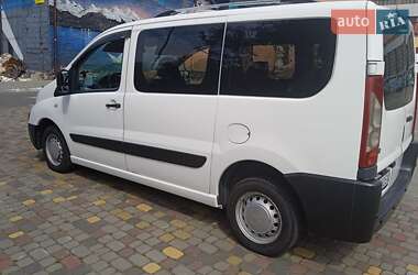 Мінівен Peugeot Expert 2009 в 