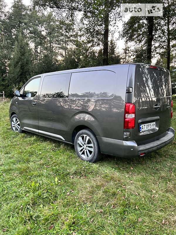 Грузовой фургон Peugeot Expert 2017 в Калуше