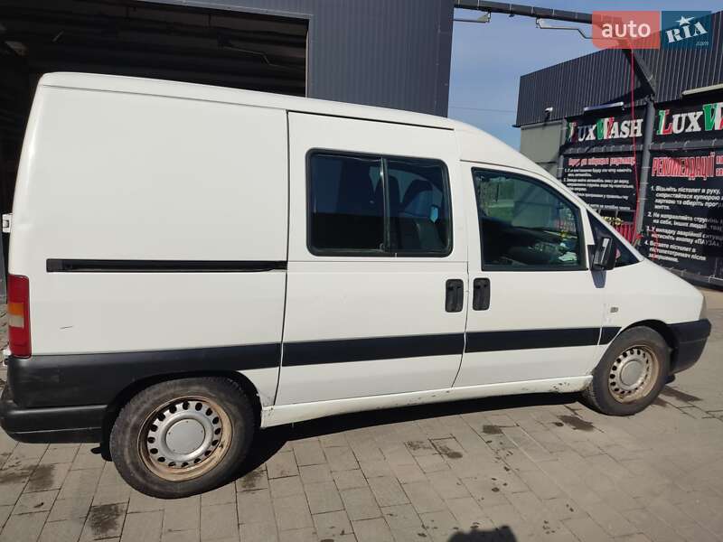 Минивэн Peugeot Expert 2006 в Лановцах