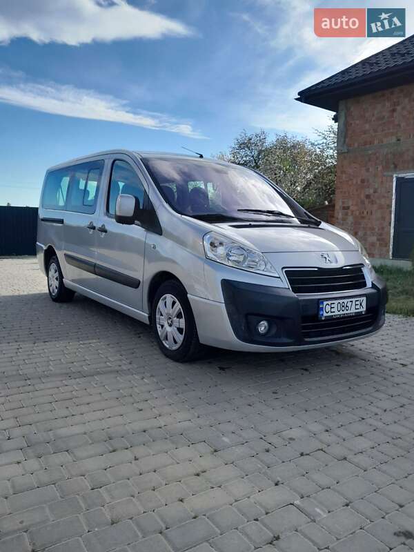 Мінівен Peugeot Expert 2012 в Чернівцях