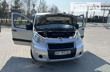 Грузовой фургон Peugeot Expert 2013 в Киеве