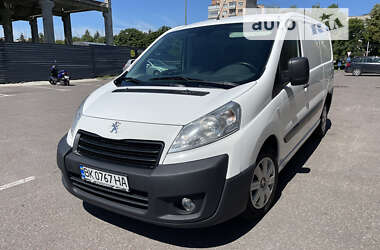 Вантажний фургон Peugeot Expert 2014 в Рівному