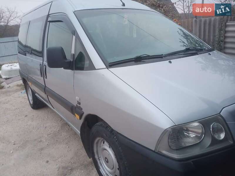 Peugeot Expert 2005