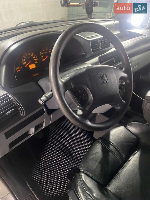 Минивэн Peugeot Expert 2002 в Львове