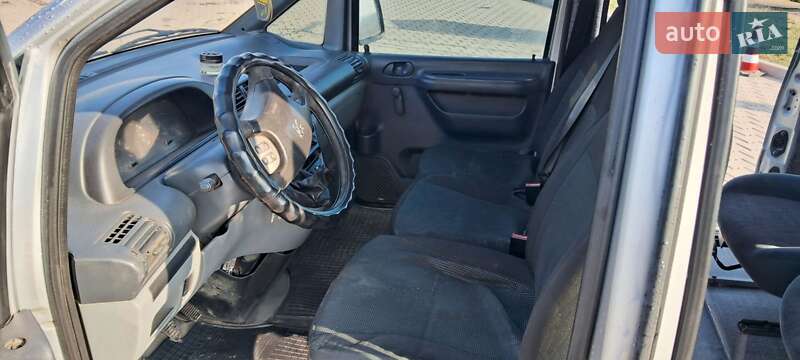 Мінівен Peugeot Expert 2005 в Шумську