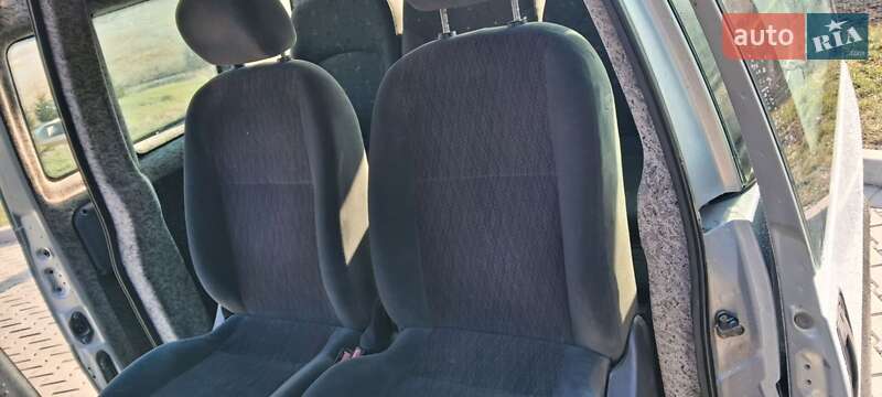 Мінівен Peugeot Expert 2005 в Шумську