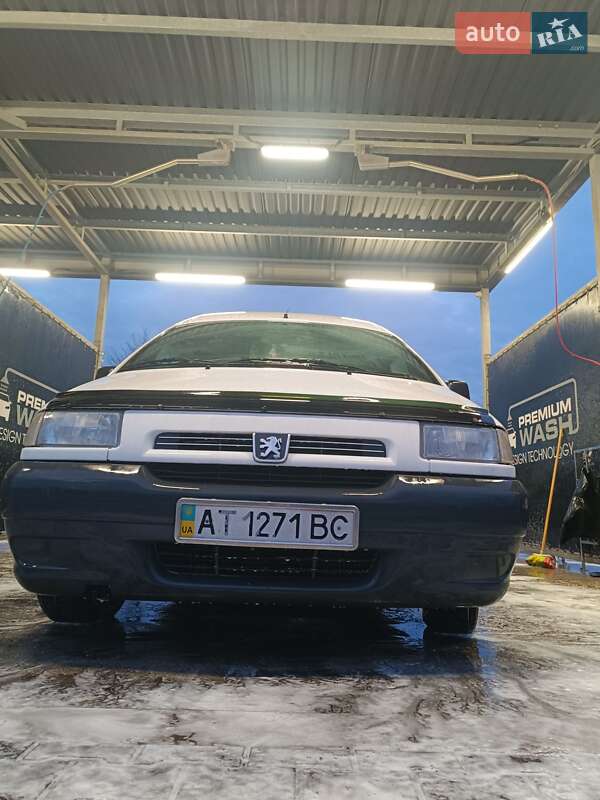 Минивэн Peugeot Expert 2000 в Васильковке