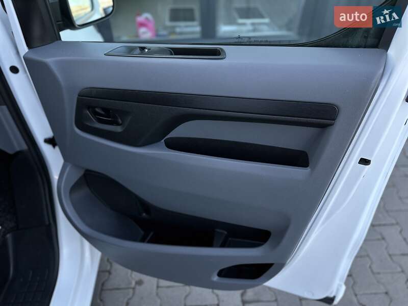 Грузовой фургон Peugeot Expert 2017 в Черновцах