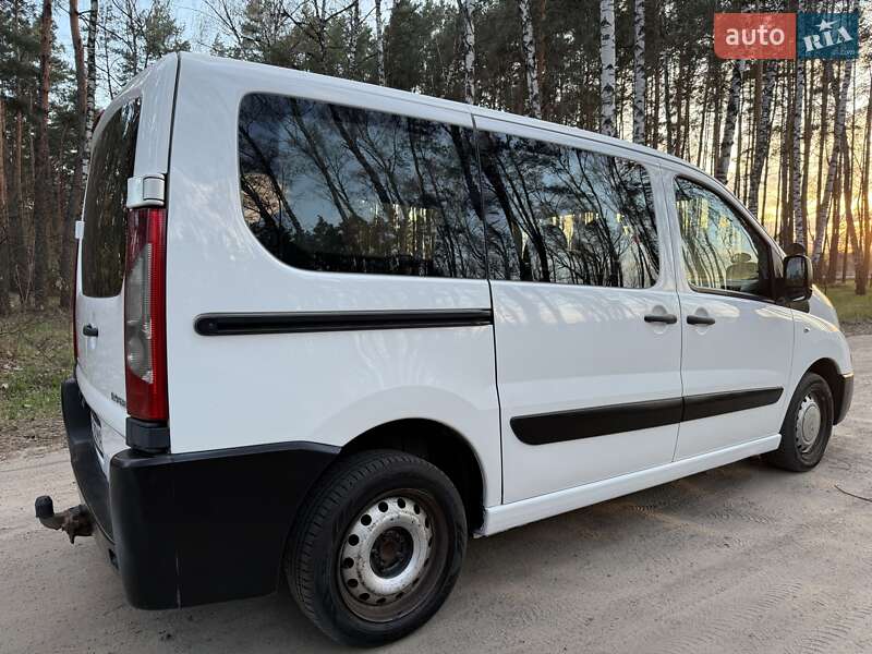 Мінівен Peugeot Expert 2008 в Охтирці