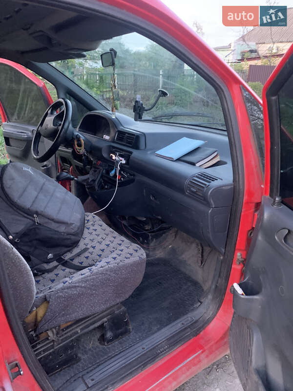 Минивэн Peugeot Expert 1998 в Синельниково