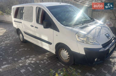 Мінівен Peugeot Expert 2008 в Чернівцях