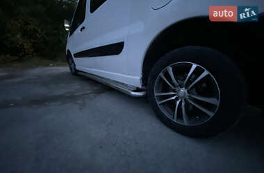 Минивэн Peugeot Expert 2007 в 