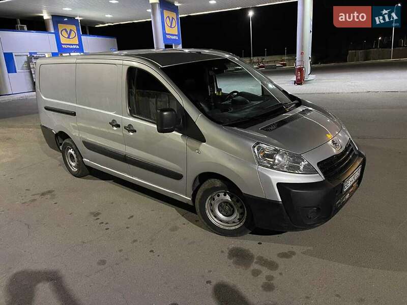 Peugeot Expert 2015