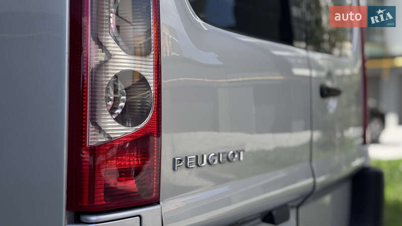 Мінівен Peugeot Expert 2012 в Івано-Франківську