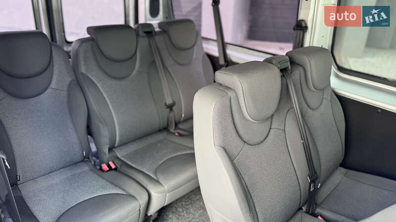 Мінівен Peugeot Expert 2012 в Івано-Франківську