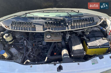 Минивэн Peugeot Expert 2001 в 