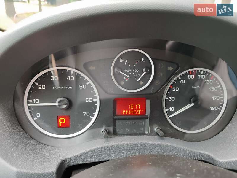 Peugeot Expert 2015