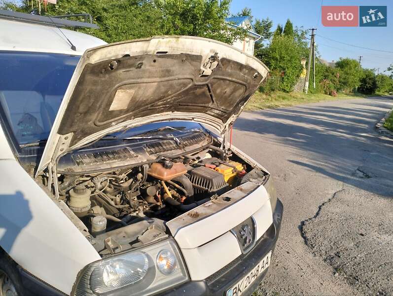 Минивэн Peugeot Expert 2005 в Ровно