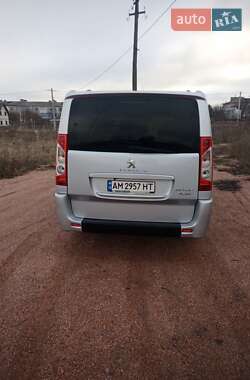 Минивэн Peugeot Expert 2013 в 