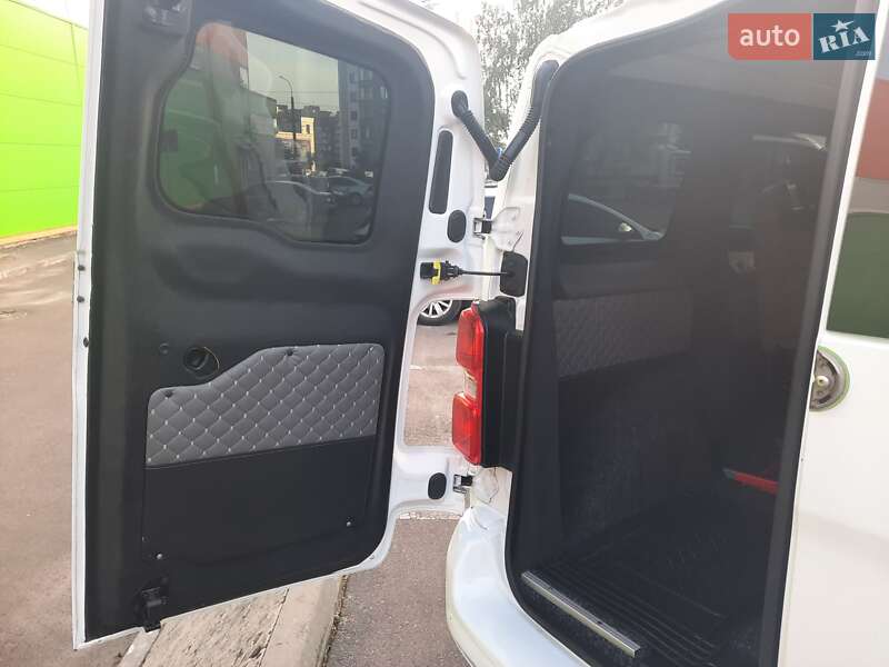 Мінівен Peugeot Expert 2018 в Рівному