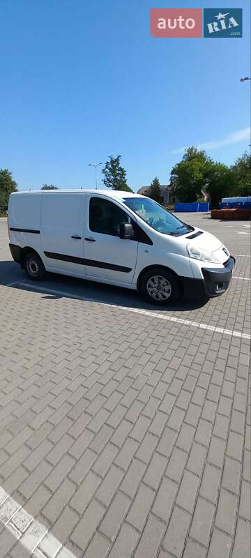 Вантажний фургон Peugeot Expert 2008 в Коломиї