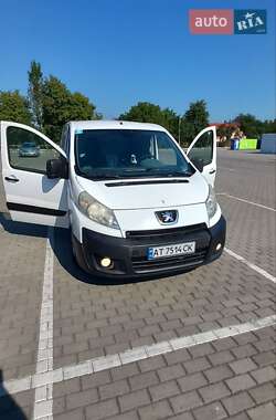 Грузовой фургон Peugeot Expert 2008 в 