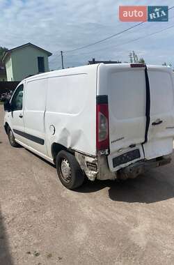 Грузовой фургон Peugeot Expert 2015 в 