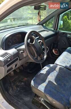 Минивэн Peugeot Expert 2002 в 