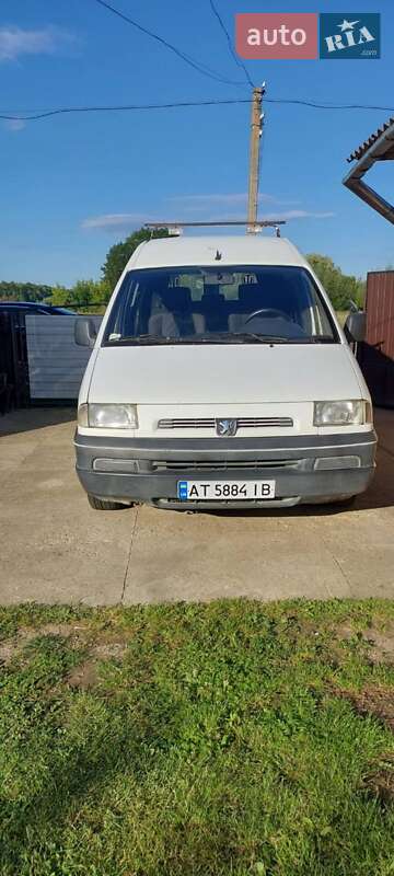 Минивэн Peugeot Expert 1998 в 