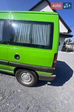 Минивэн Peugeot Expert 2000 в 