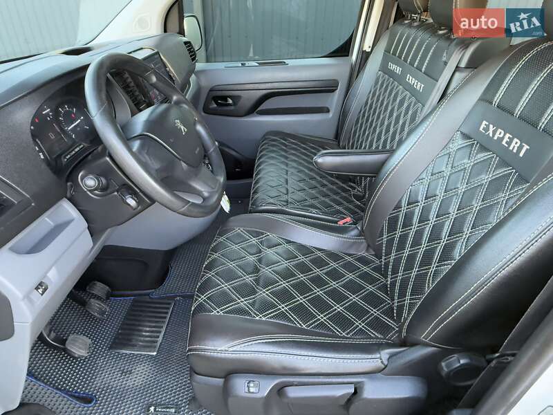 Мінівен Peugeot Expert 2017 в Києві фото 55 Мінівен Peugeot Expert 2017 в Києві