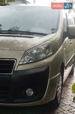 Минивэн Peugeot Expert 2012 в Ковеле