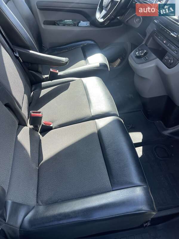 Вантажний фургон Peugeot Expert 2018 в Луцьку