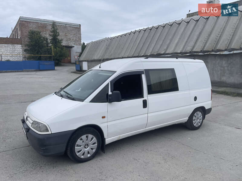 Минивэн Peugeot Expert 2001 в 