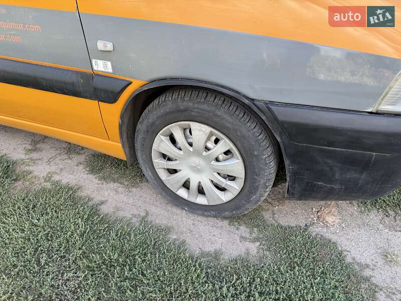 Минивэн Peugeot Expert 2005 в Корсуне-Шевченковском фото 11 Минивэн Peugeot Expert 2005 в Корсуне-Шевченковском