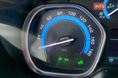 Вантажний фургон Peugeot Expert 2021 в 