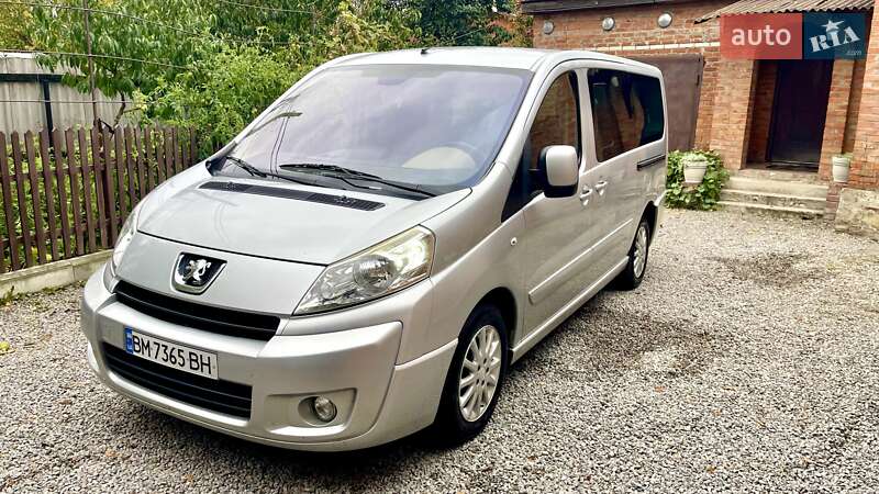 Мінівен Peugeot Expert 2010 в Охтирці фото 2 Мінівен Peugeot Expert 2010 в Охтирці