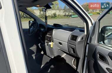 Мінівен Peugeot Expert 2009 в  фото 16 Мінівен Peugeot Expert 2009 в
