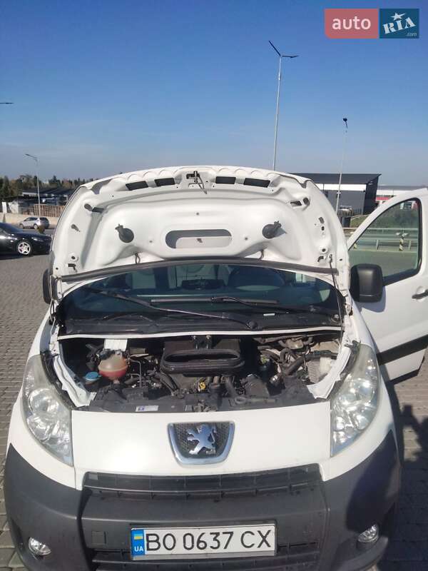 Мінівен Peugeot Expert 2008 в Тернополі фото 13 Мінівен Peugeot Expert 2008 в Тернополі